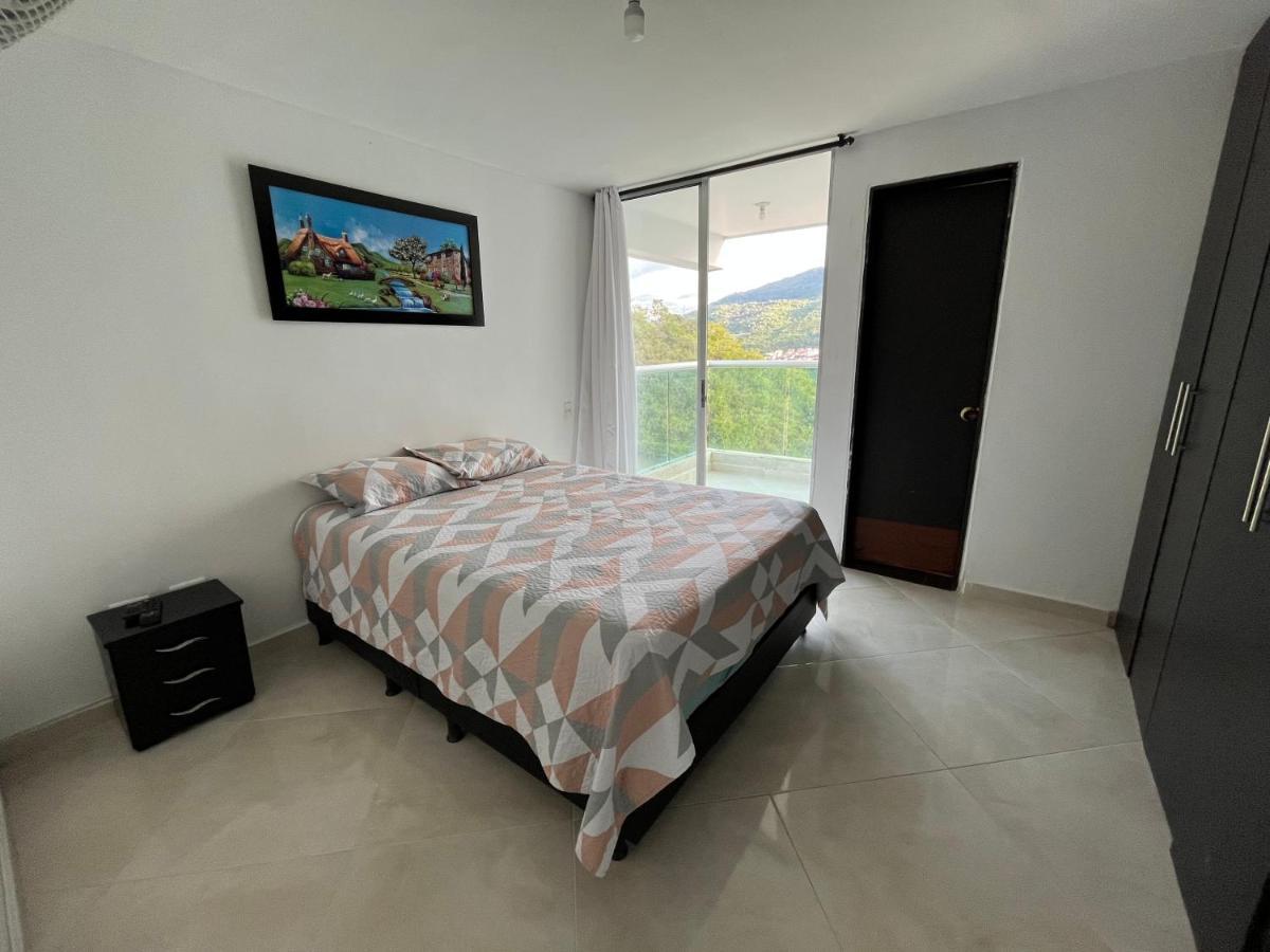 Apartahotel Santorini Club - Bed & Coffee San Gil Exterior photo